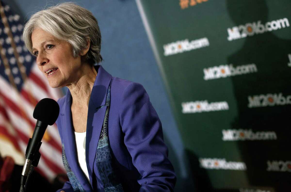 WASHINGTON, DC - FEBRUARY 06: Green Party presidential nominee Jill Stein speaks at the National Press Club February 6, 2015 in Washington, DC.