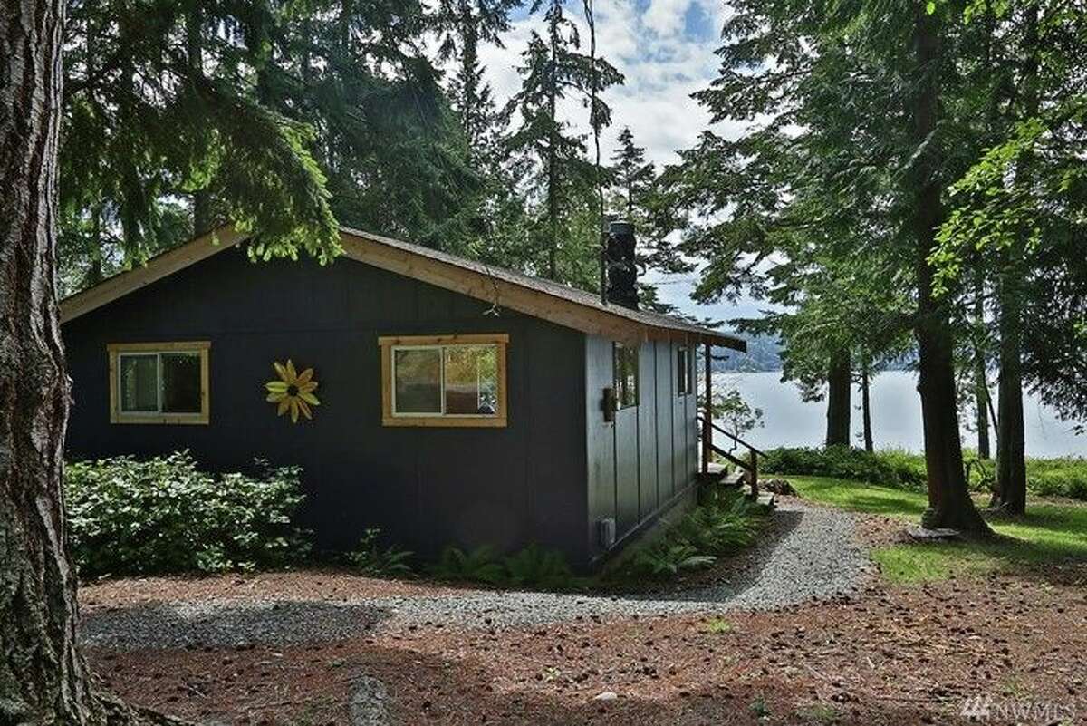 The best Whidbey Island getaway cabins for sale