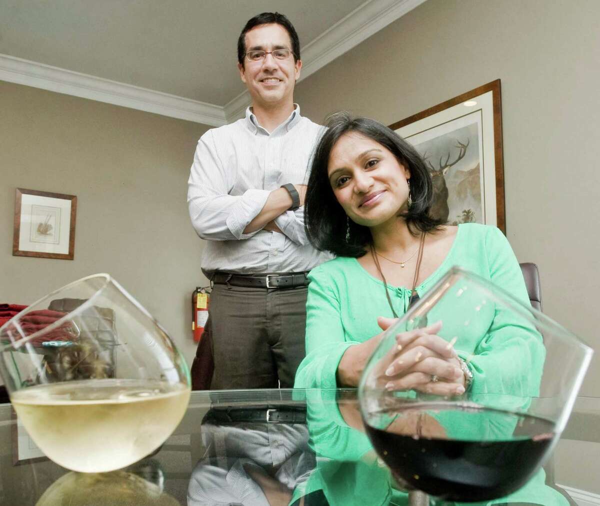 Danbury residents put spill-proof wineglasses to market