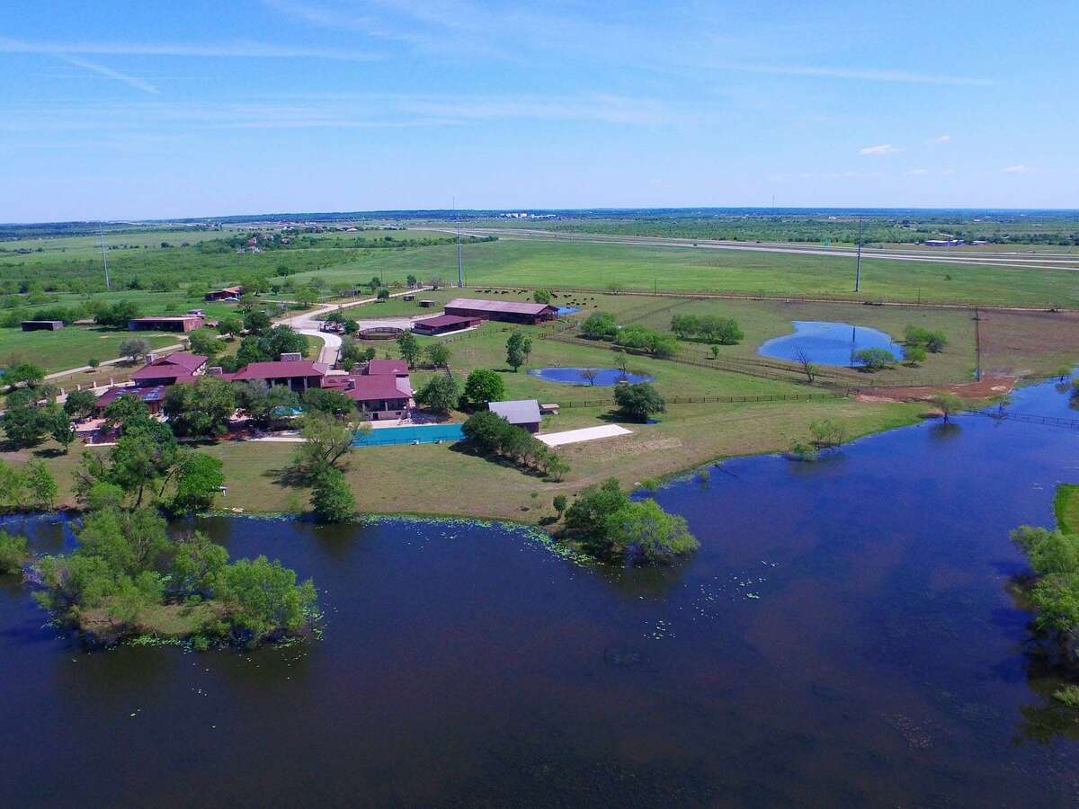 Inside a famous Texas home with Hollywood history
