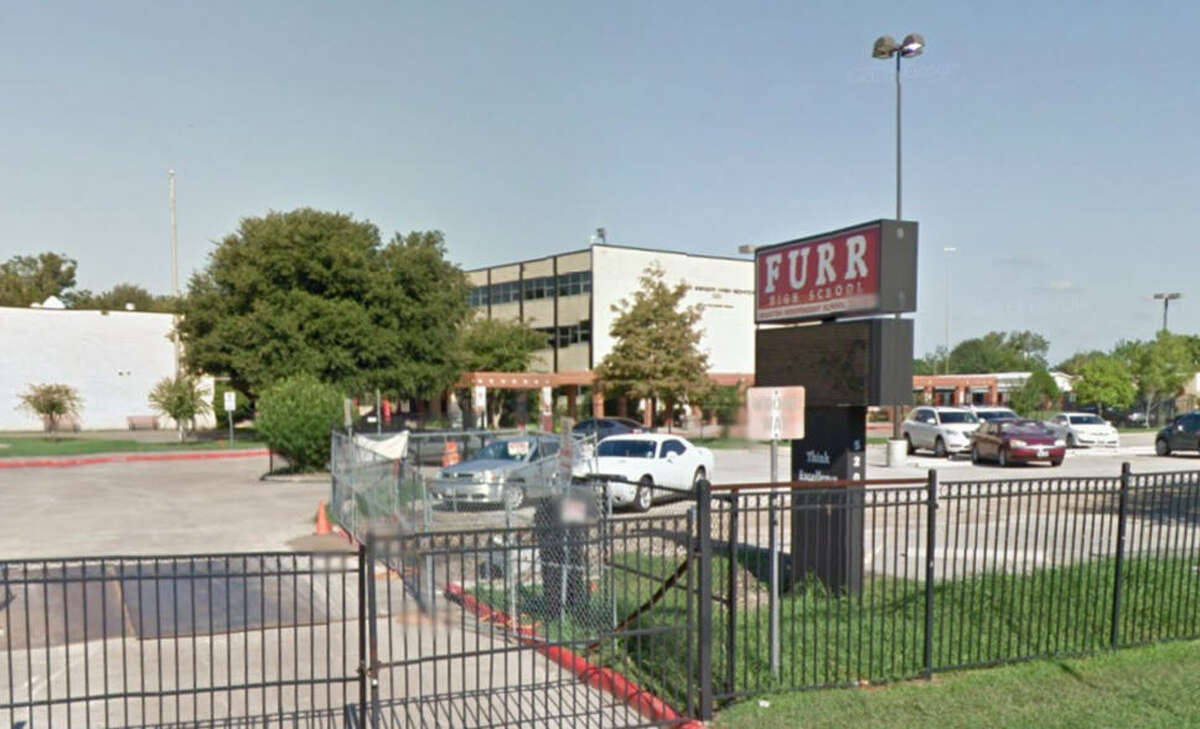 Ranked Houston ISD schools sending most kids to 4year colleges