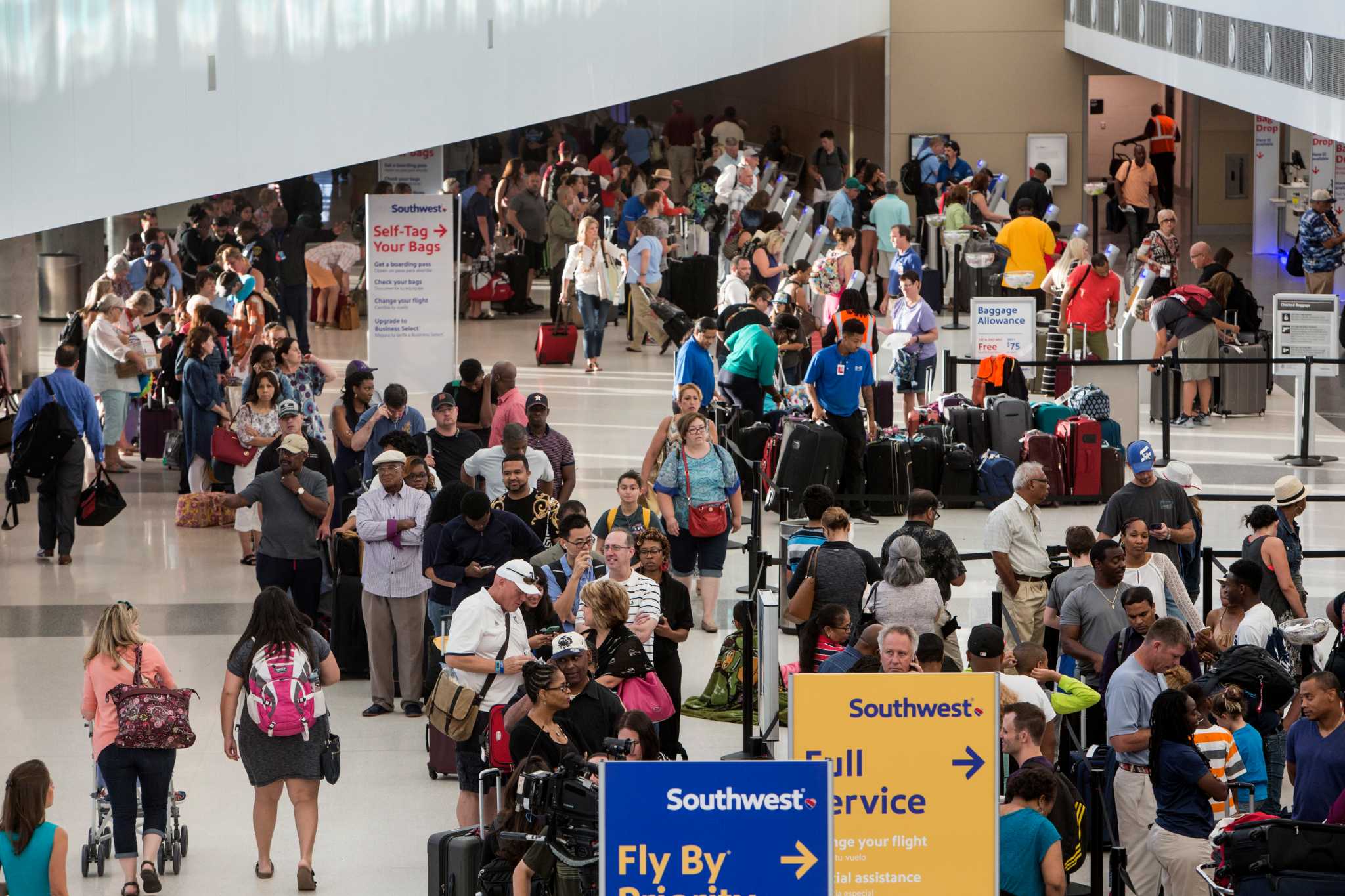 Microsoft hits back at delta after the airline said last months tech outage cost it 500 million