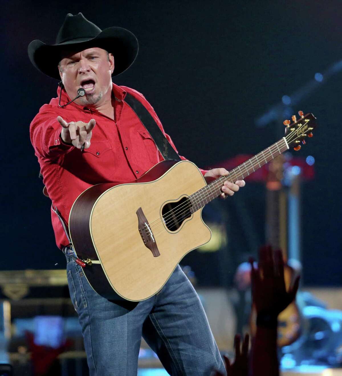 Garth Brooks performs Friday July 22, 2016 at AT&T Center.