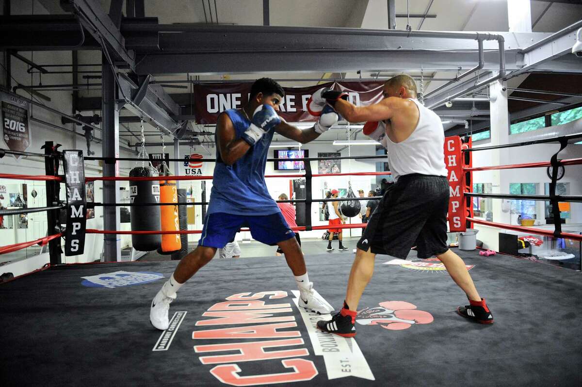 Danbury Wolfpack boxing team to compete at Ringside World Championships