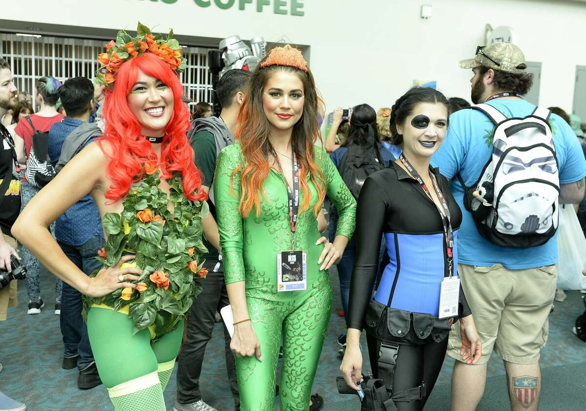 Hottest Cosplay Costumes From San Diego Comic Con 2016 