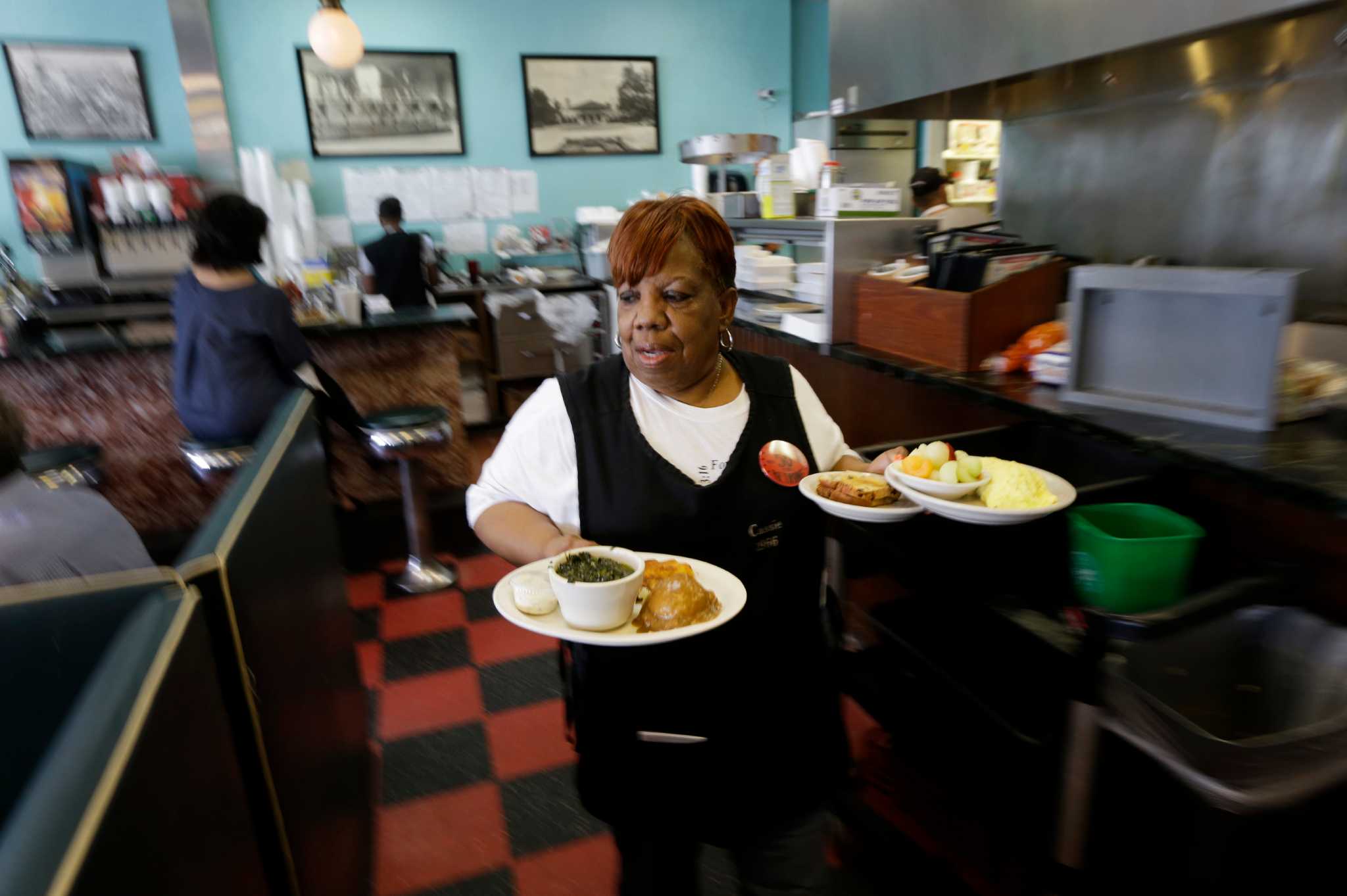 After 50 years, Avalon Diner waitress hangs up her apron