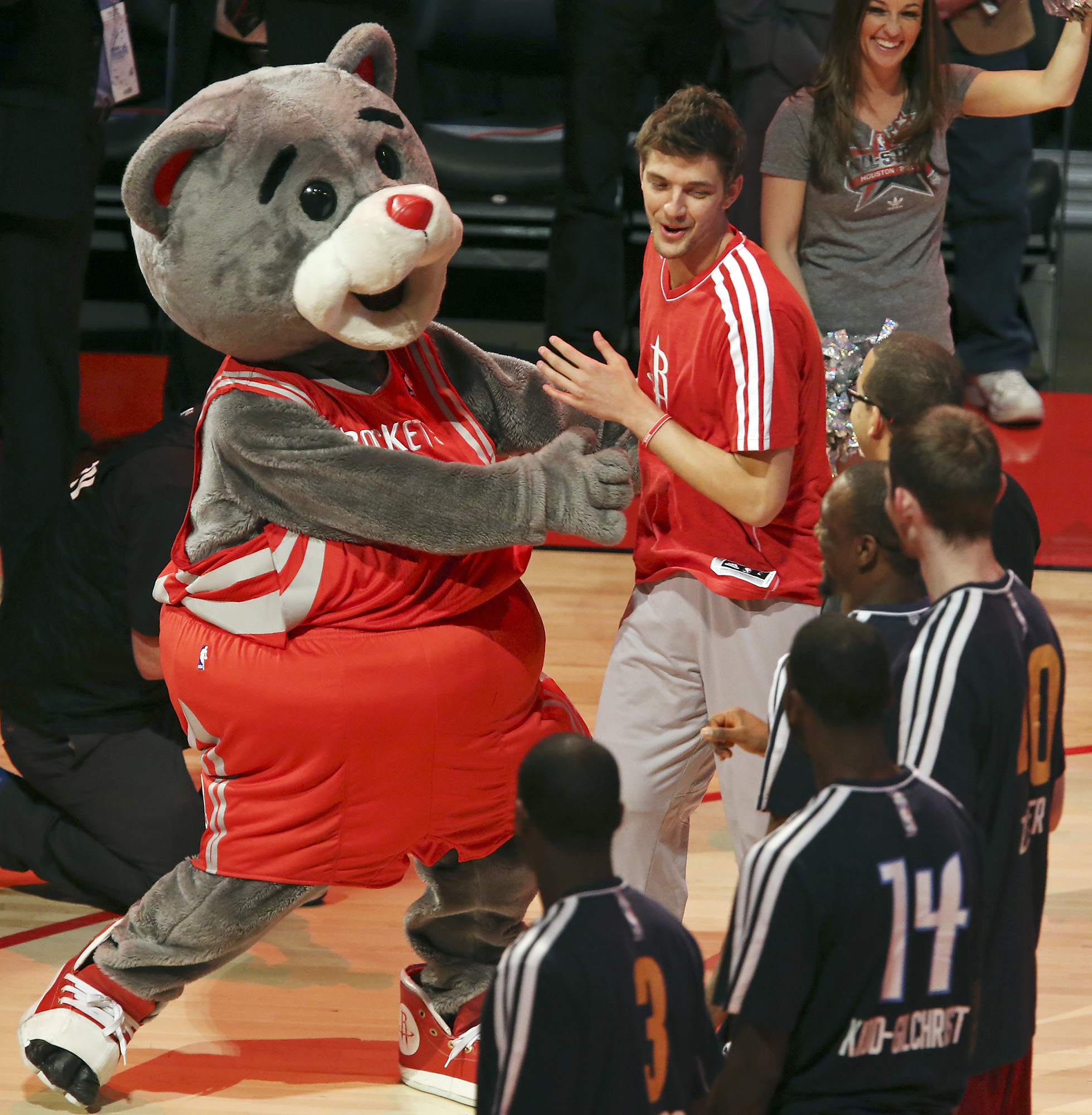 April 03, 2011: Houston Rockets mascot Clutch the Bear takes a