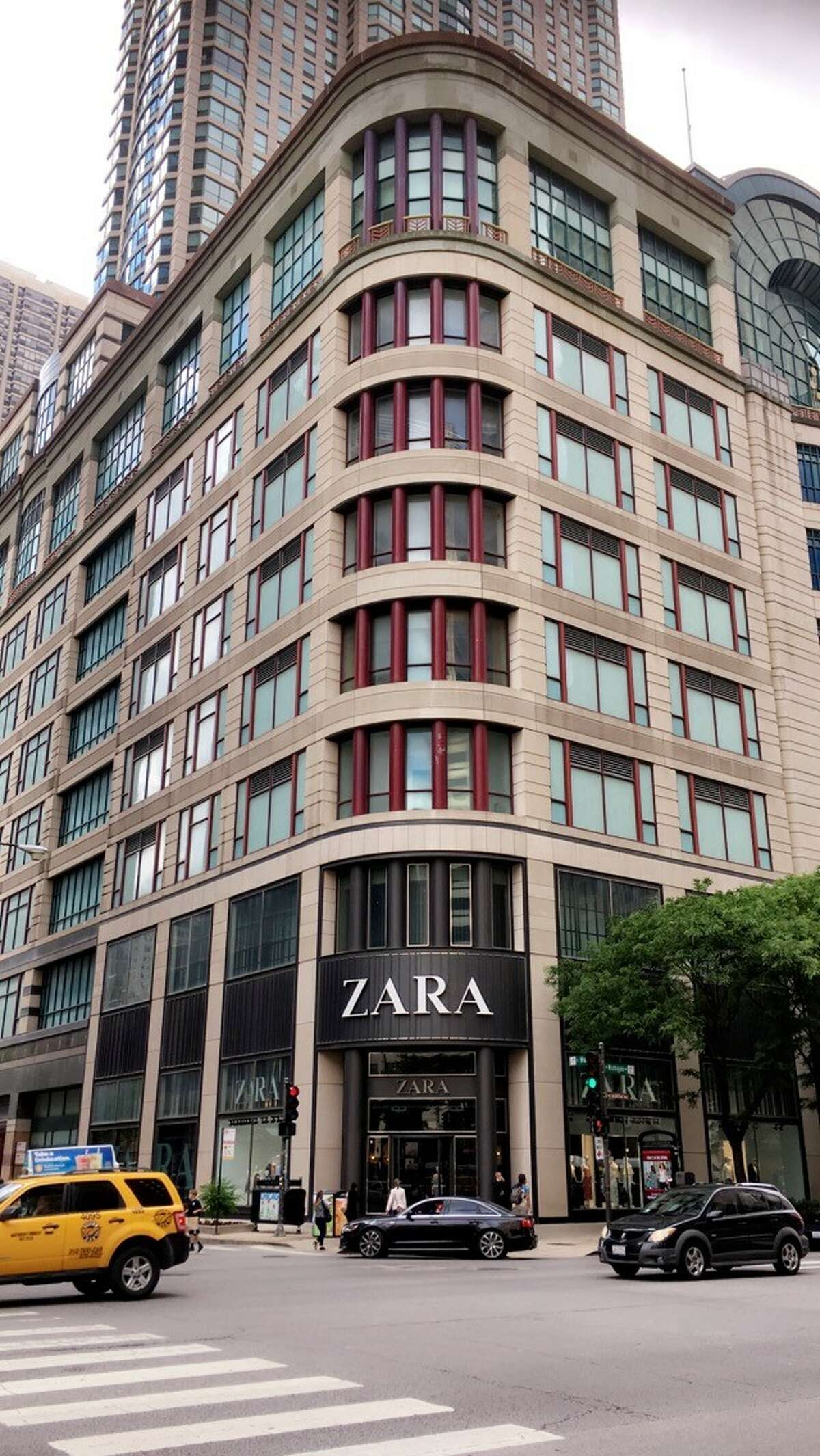 Chicago offers a long and varied list of mustsee places