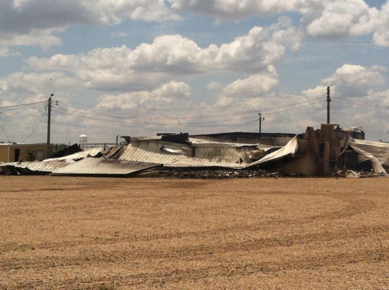 Floydada Livestock auction house burns to the ground