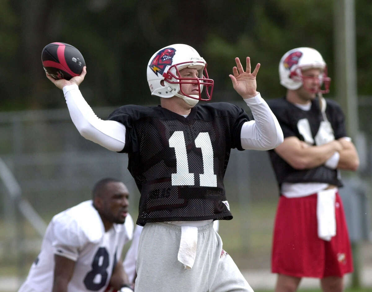Orlando Rage quarterback Jeff Brohm throws during practice in Orlando, Fla. Monday Jan. 29, 2001. Brohm played with the NFL Cleveland Browns during the 2000 season. The Rage open their first XFL game against the Chicago Enforcers in Orlando Feb. 3.(AP Photo/Peter Cosgrove)