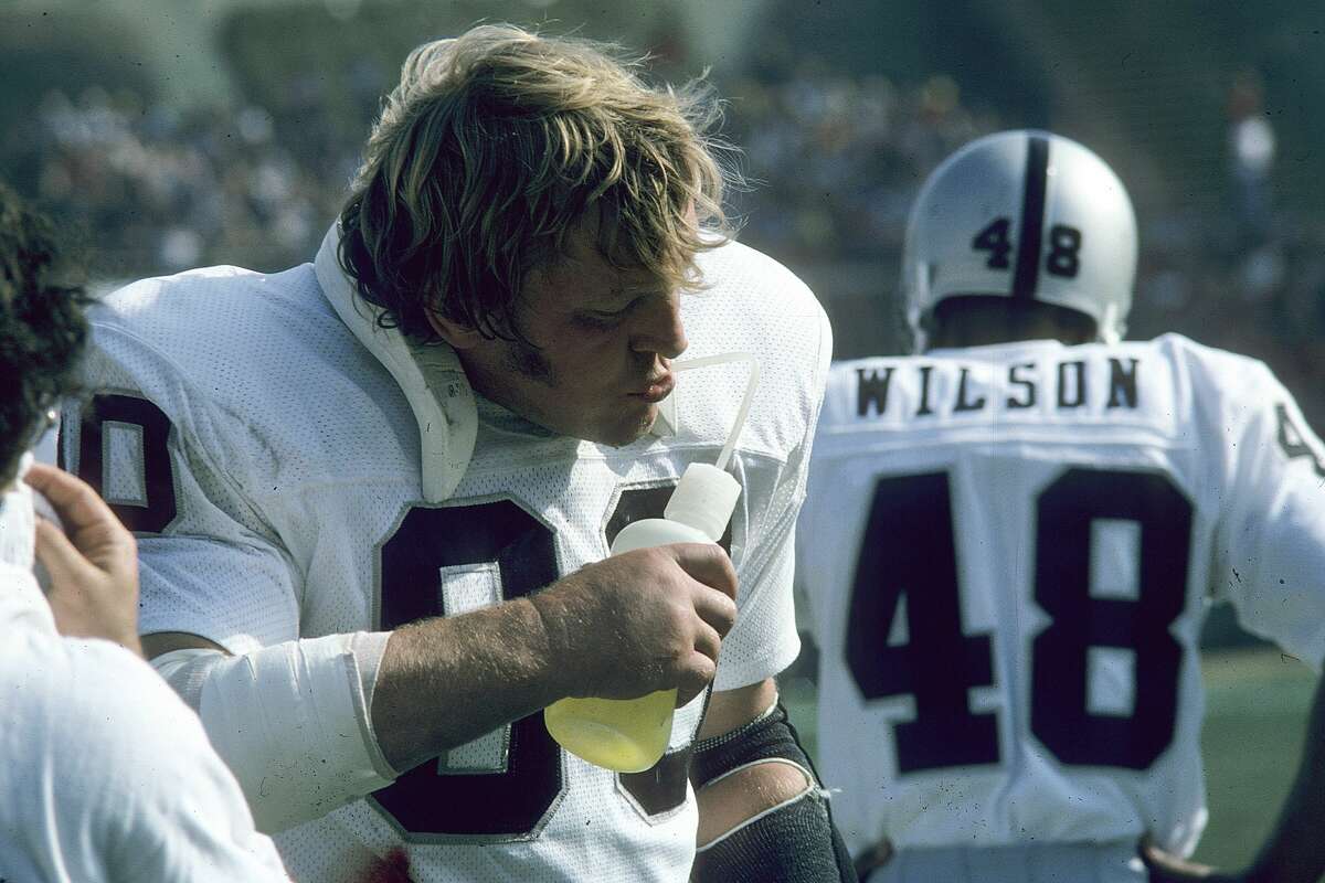 Image Gallery of Jim Otto, NFL Past Players