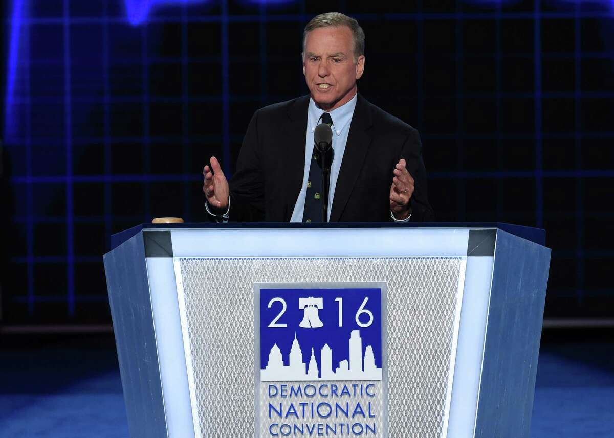 Former Governor of Vermont Howard Dean speaks during the second day of the Democratic National Convention at the Wells Fargo Center, July 26, 2016 in Philadelphia, Pennsylvania. / AFP PHOTO / SAUL LOEBSAUL LOEB/AFP/Getty Images