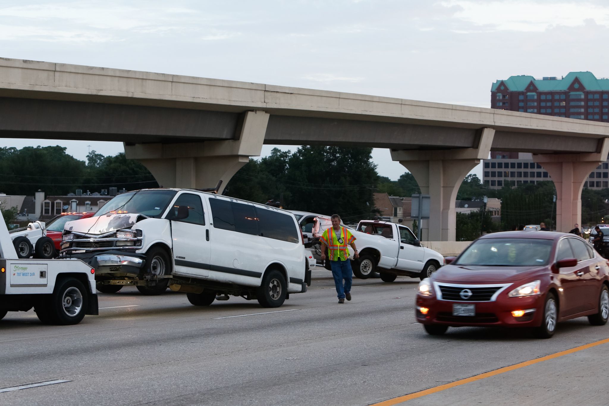 Traffic recovers after crash cleared off 610 Loop in west Houston