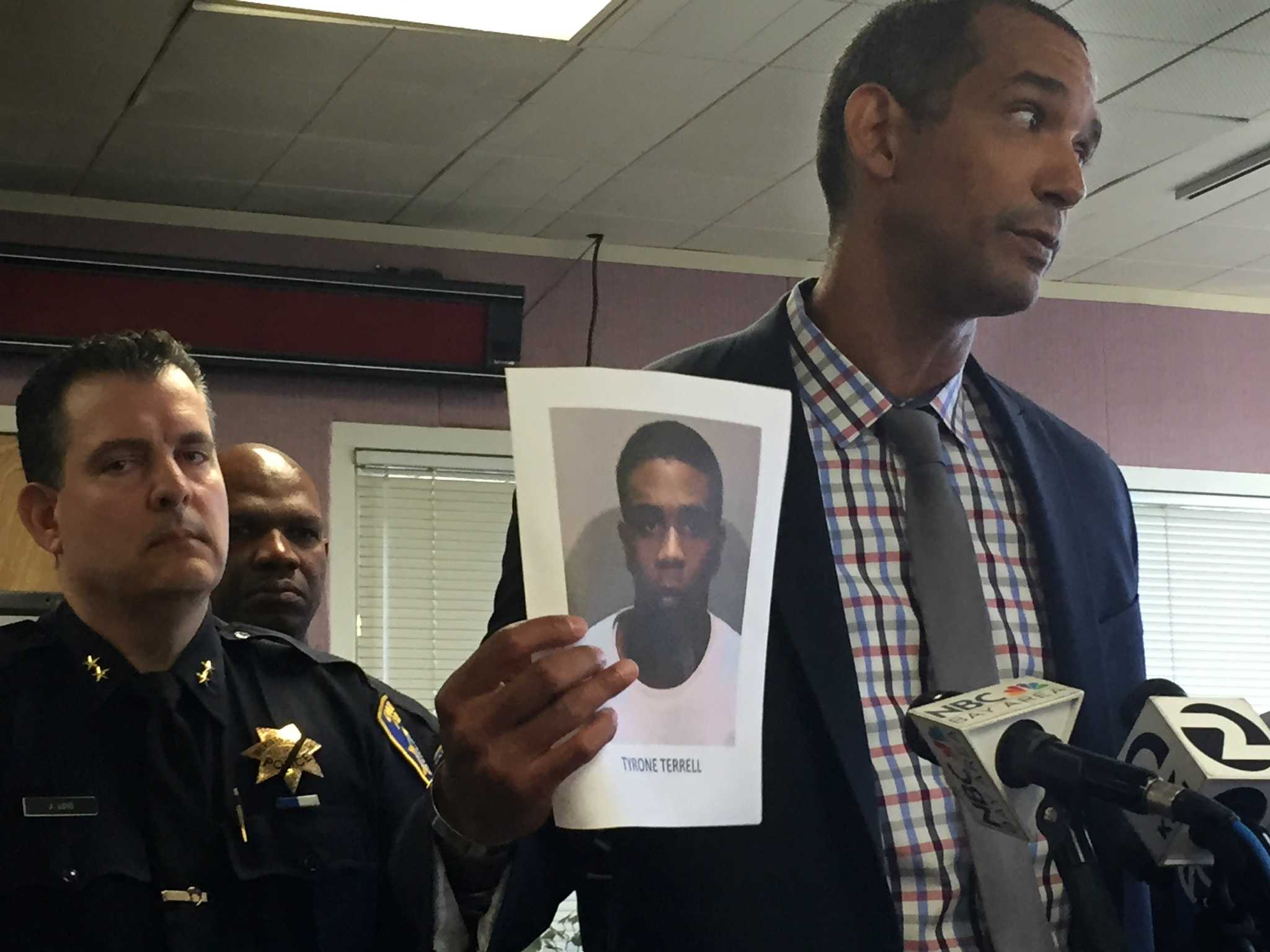 East Bay men arrested in alleged gang killing on street