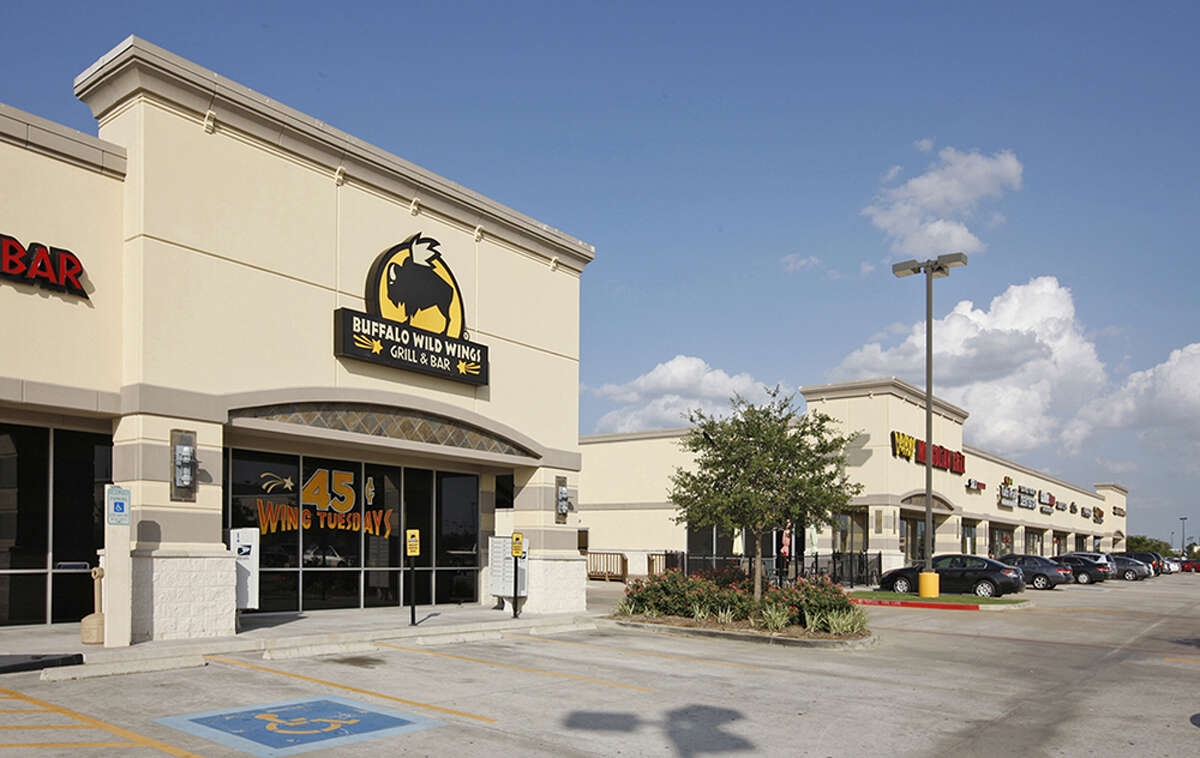 Deal of the Week Developer puts two shopping centers in dividend fund