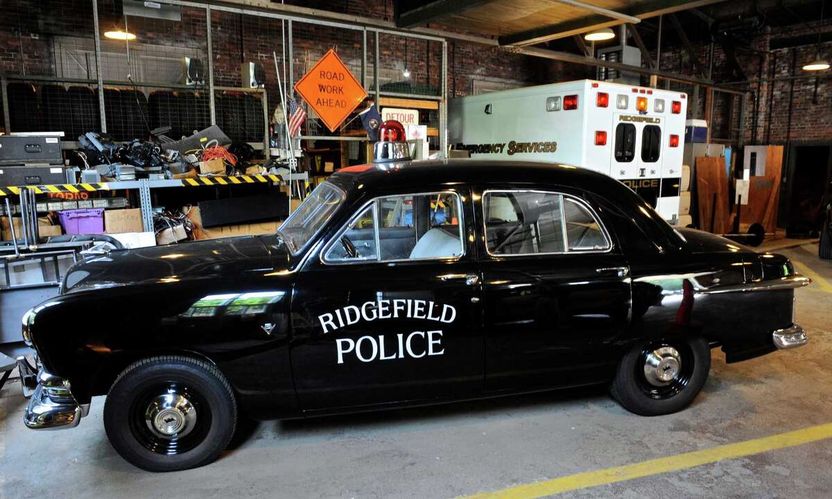A '51 Ford helps Ridgefield police connect with community