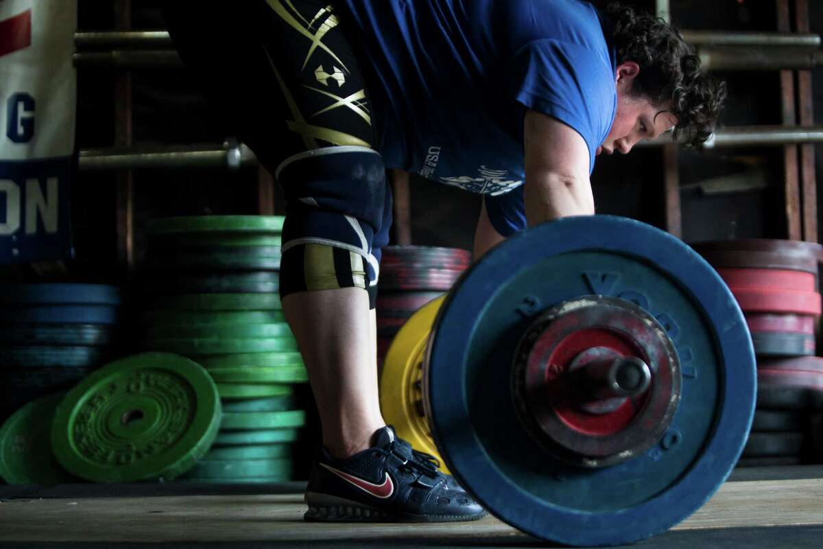 Sarah Robles Olympic Weightlifting Techniques Revealed