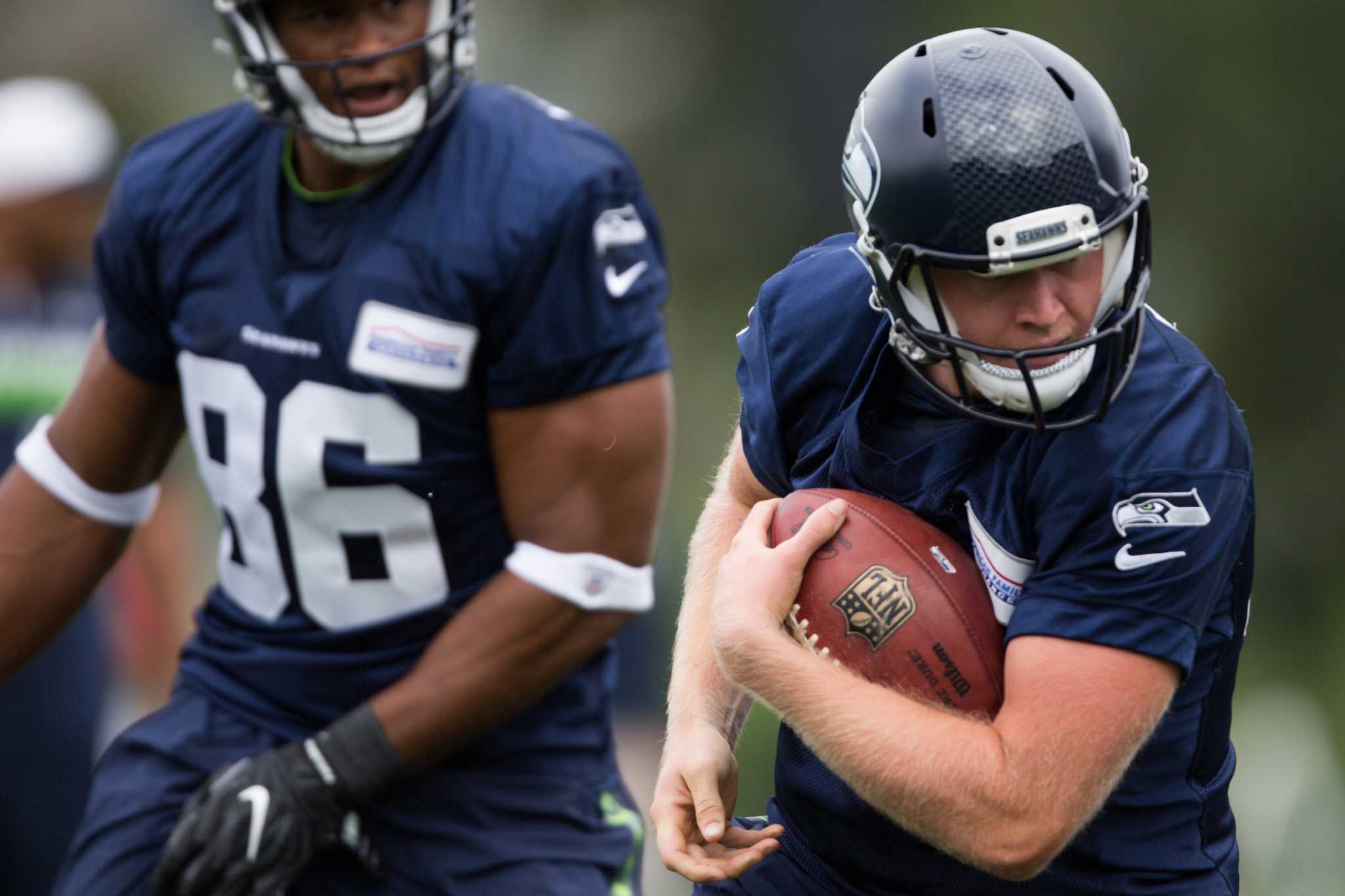 Seahawks sign Tyler Ott as long snapper to replace injured Nolan Frese