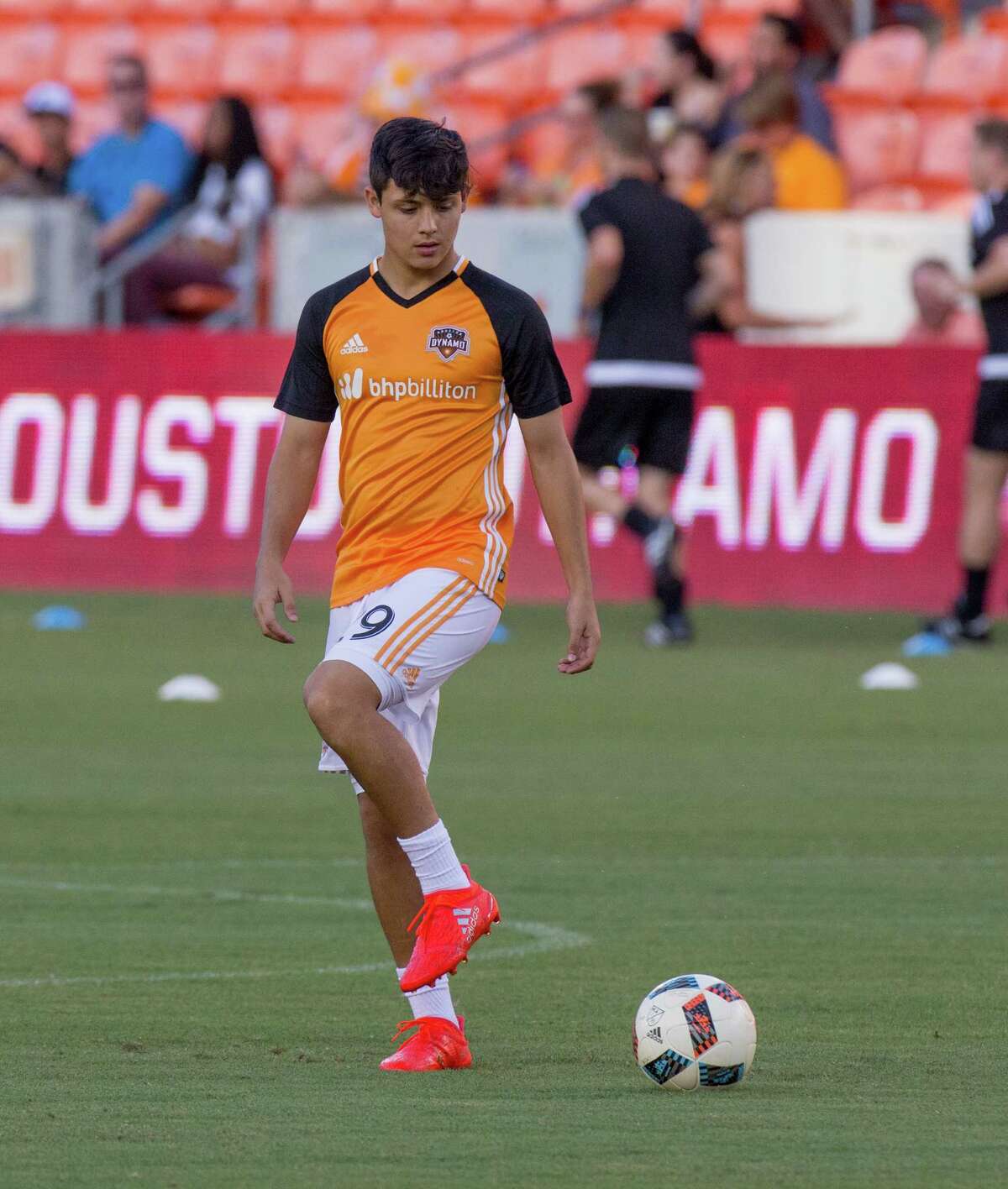 Houston Dynamo midfielder Christian Lucatero (29) on the field during practice before action between the between the Houston Dynamo and the San Jose Earthquakes during an MLS soccer game at BBVA Compass, Sunday, July 31, 2016, in Houston. (Juan DeLeon/for the Houston Chronicle)