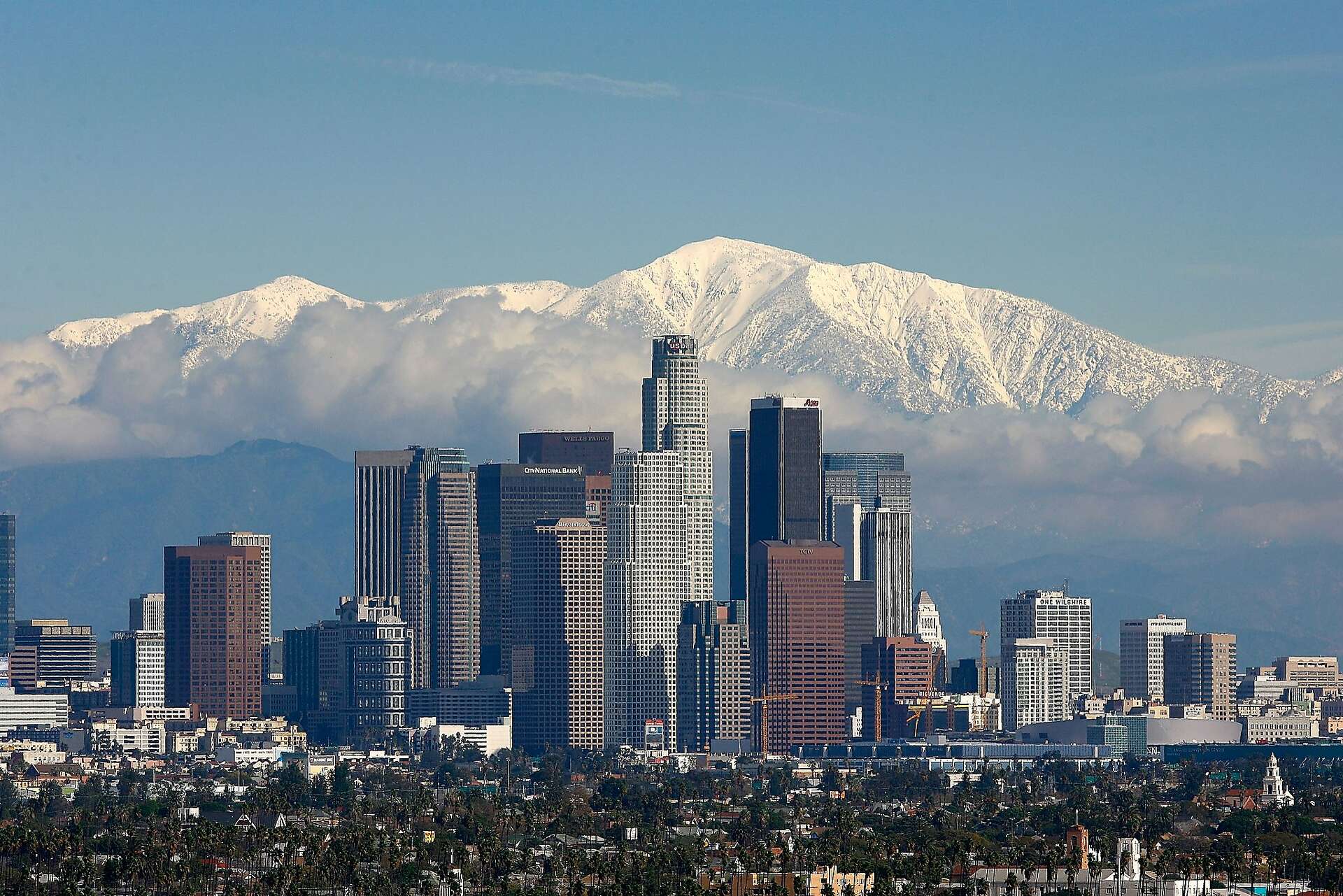 A sixfigure salary is considered 'low in San Francisco, and