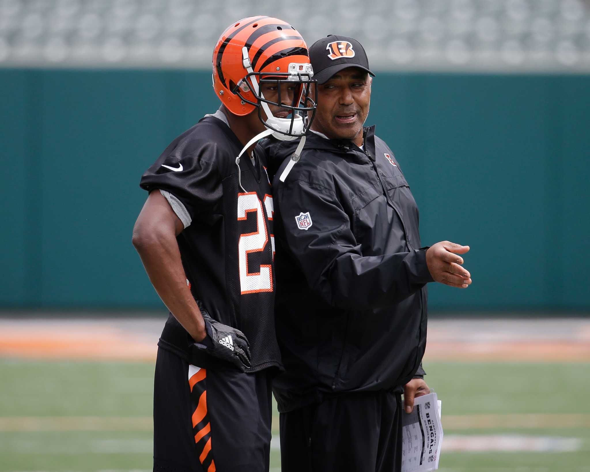 Former Cincinnati Bengals cornerback William Jackson III is Signing With  the Washington Football Team - Sports Illustrated Cincinnati Bengals News,  Analysis and More