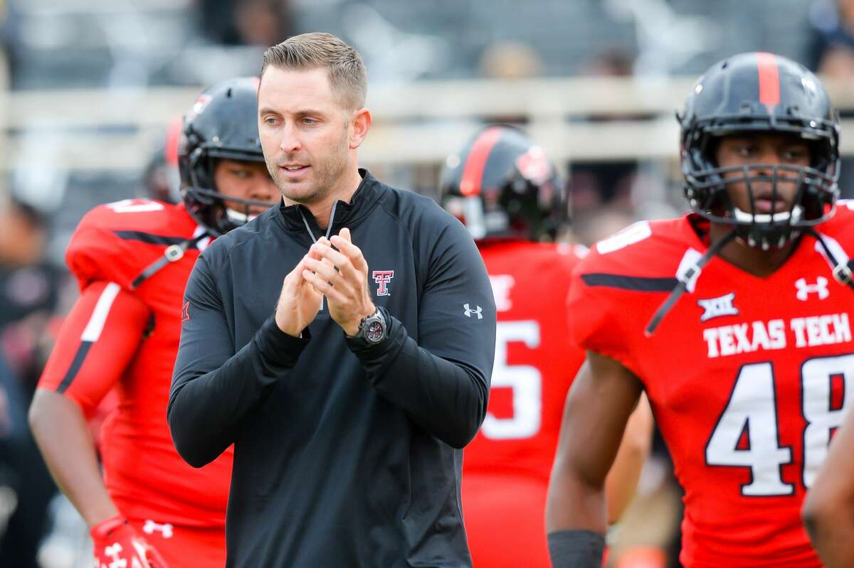 LUBBOCK, TX - NOVEMBER 14: Head coach Kliff Kingsbury of the Texas Tech Red Raiders before the game between the Texas Tech Red Raiders and the Kansas State Wildcats on November 14, 2015 at Jones AT&T Stadium in Lubbock, Texas. Texas Tech won the game 59-44. (Photo by John Weast/Getty Images)