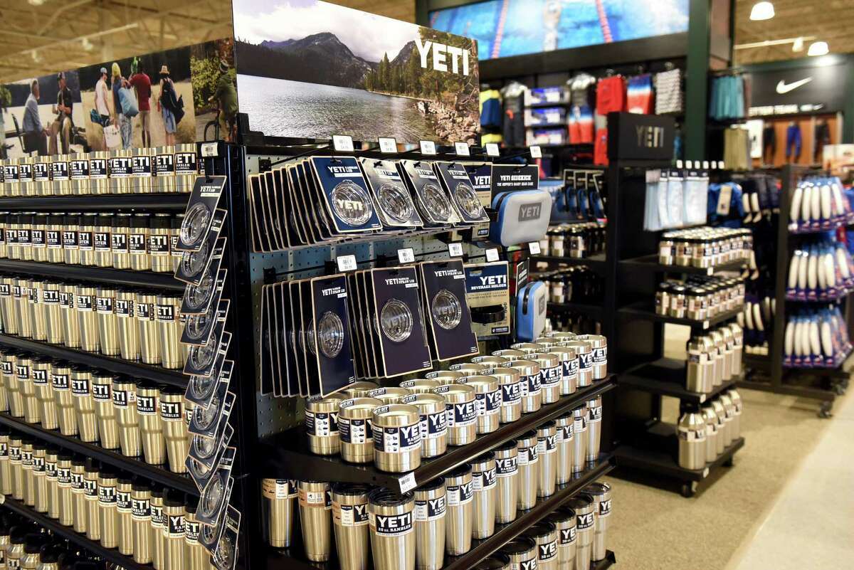 Dick's, Field & Stream open shared store in Latham