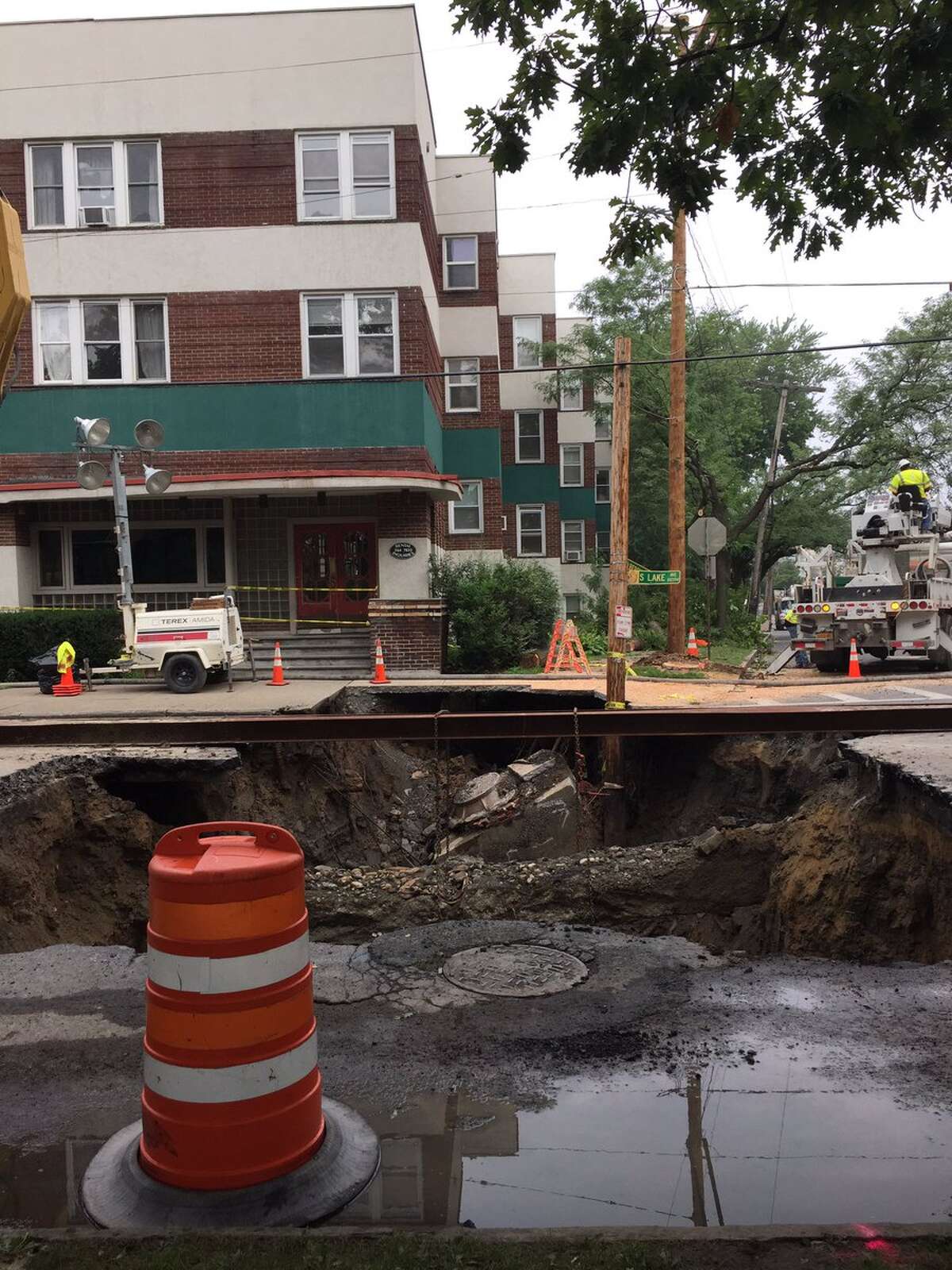 Water off, repairs on at Albany sinkhole site