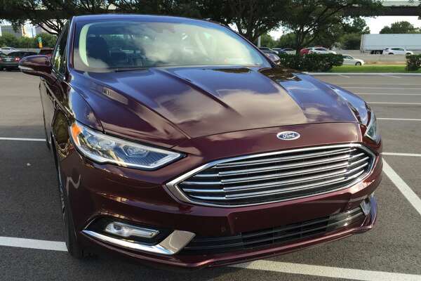 Review 2017 Ford Fusion Hybrid Titanium Houstonchronicle Com