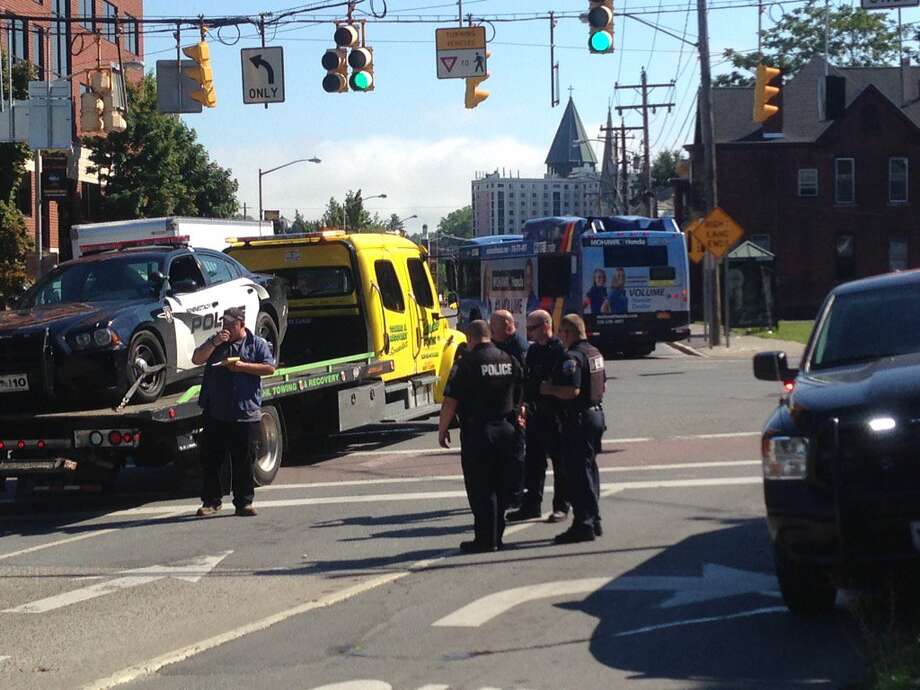 Schenectady police officer, motorist injured in crash Times Union