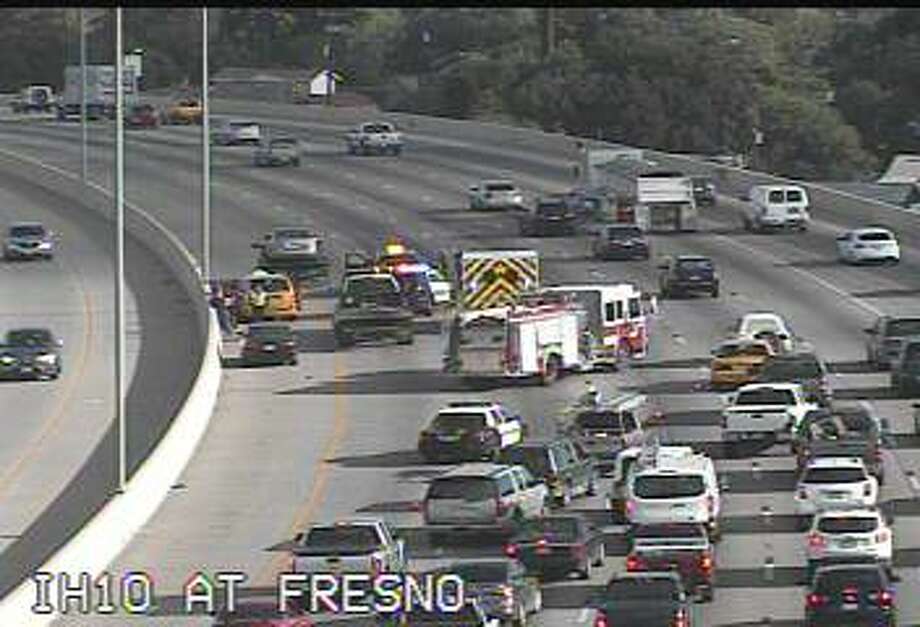 2car crash involving taxi on I10 causes morning rush hour congestion