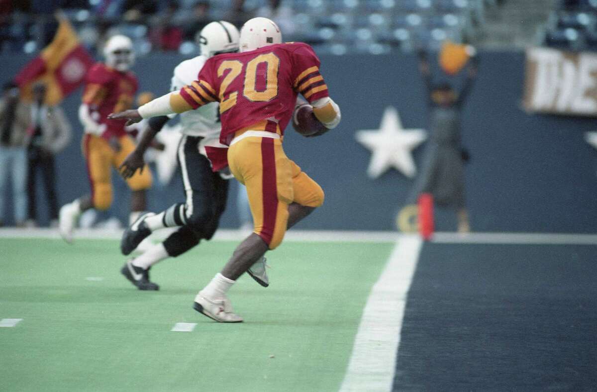 Yates set standard with state football title in '85