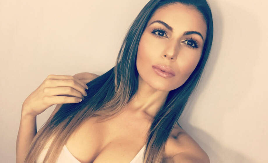 Alessia Merz nudes (95 images) Boobs, Twitter, butt
