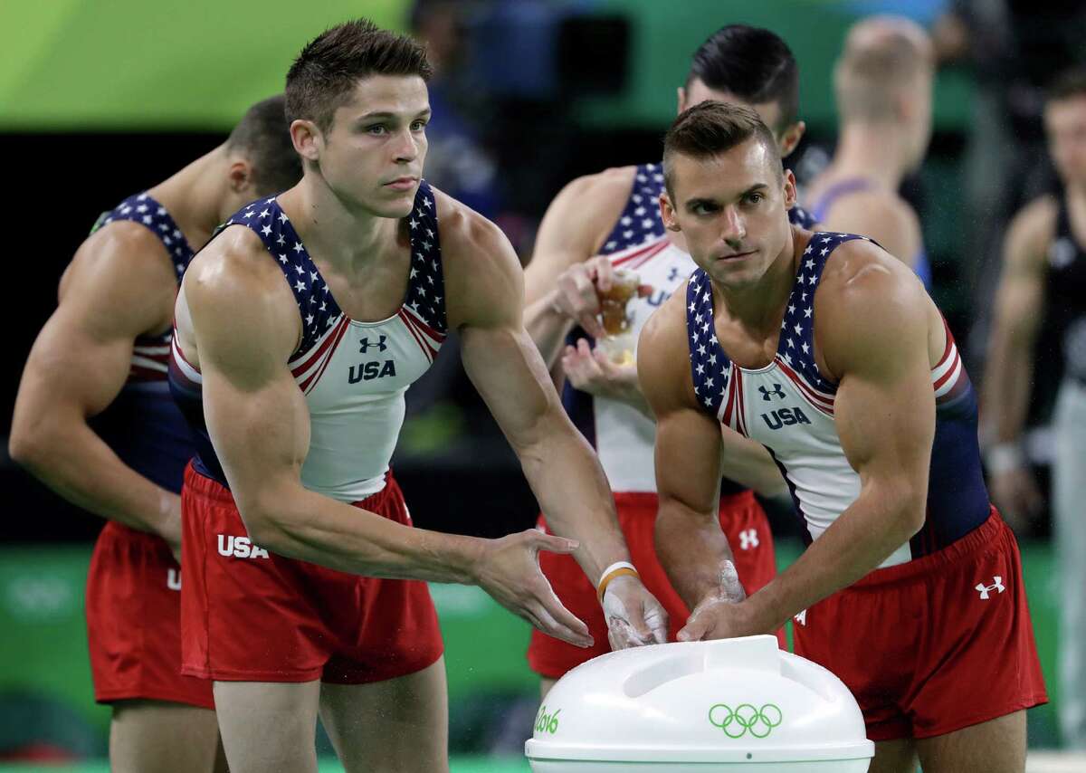 U.S. men's gymnastics squad posts secondbest score in qualifying round