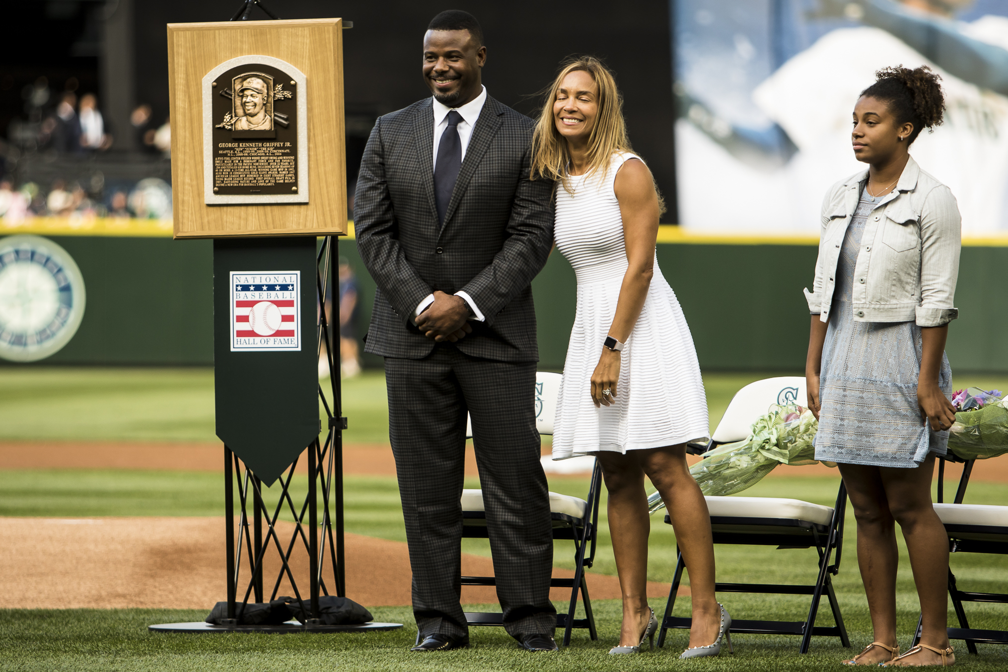 On This Date: Mariners Retire Ken Griffey Jr.'s Number 24