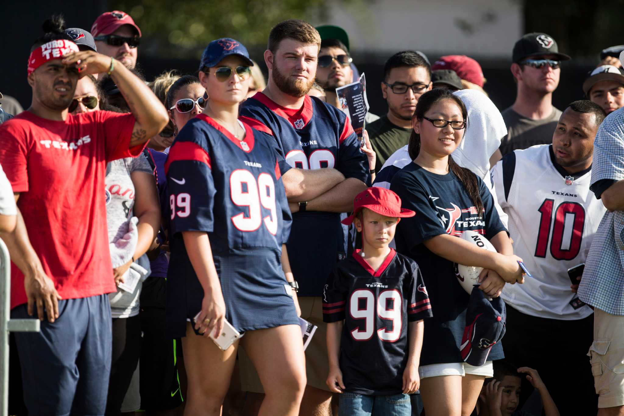 Houston Texans punter Shane Lechler (9) throws a pass in warm ups