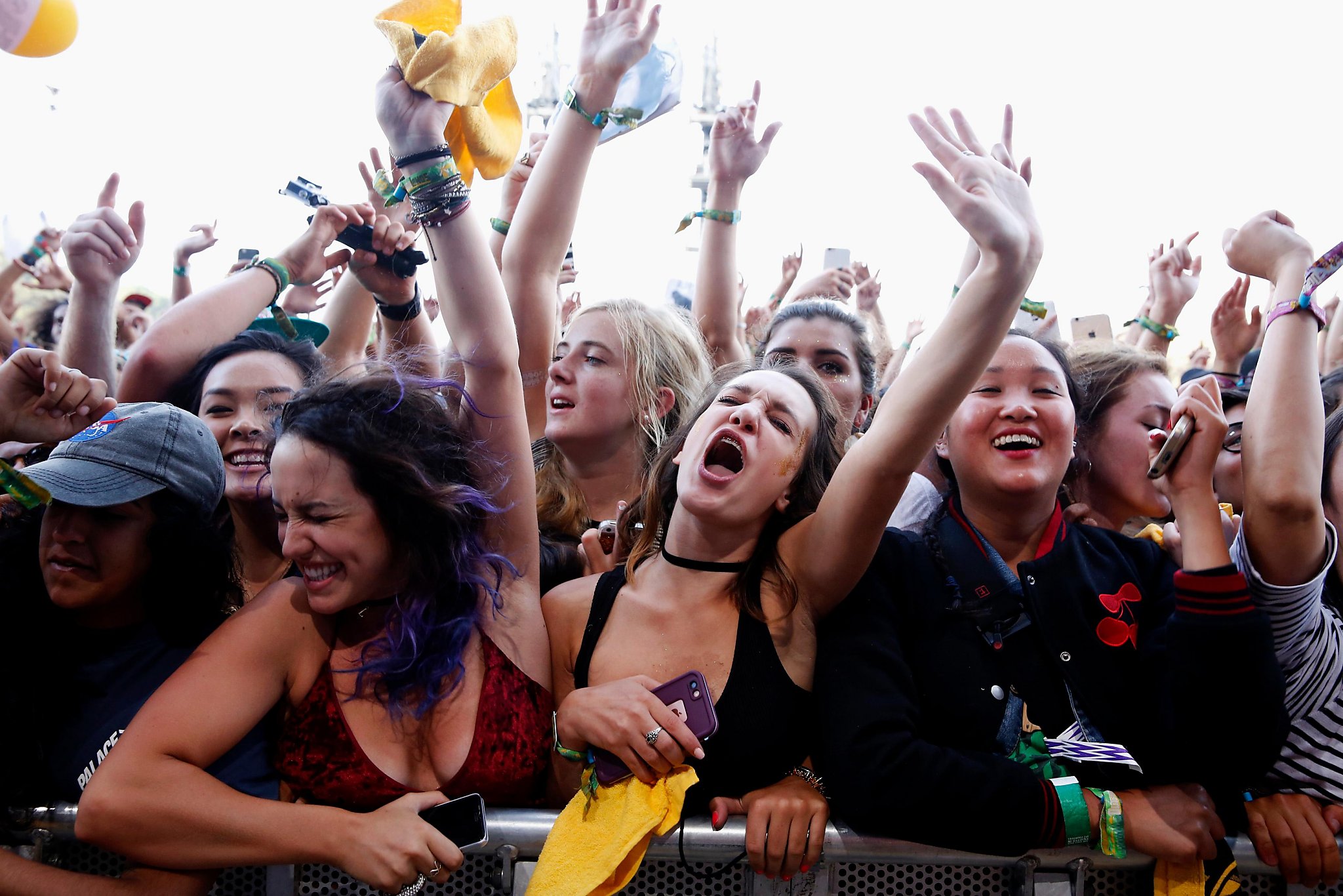 How To Sell Drugs Online Streaming Vostfr Study says your brain processes music like it does drugs, food, and sex