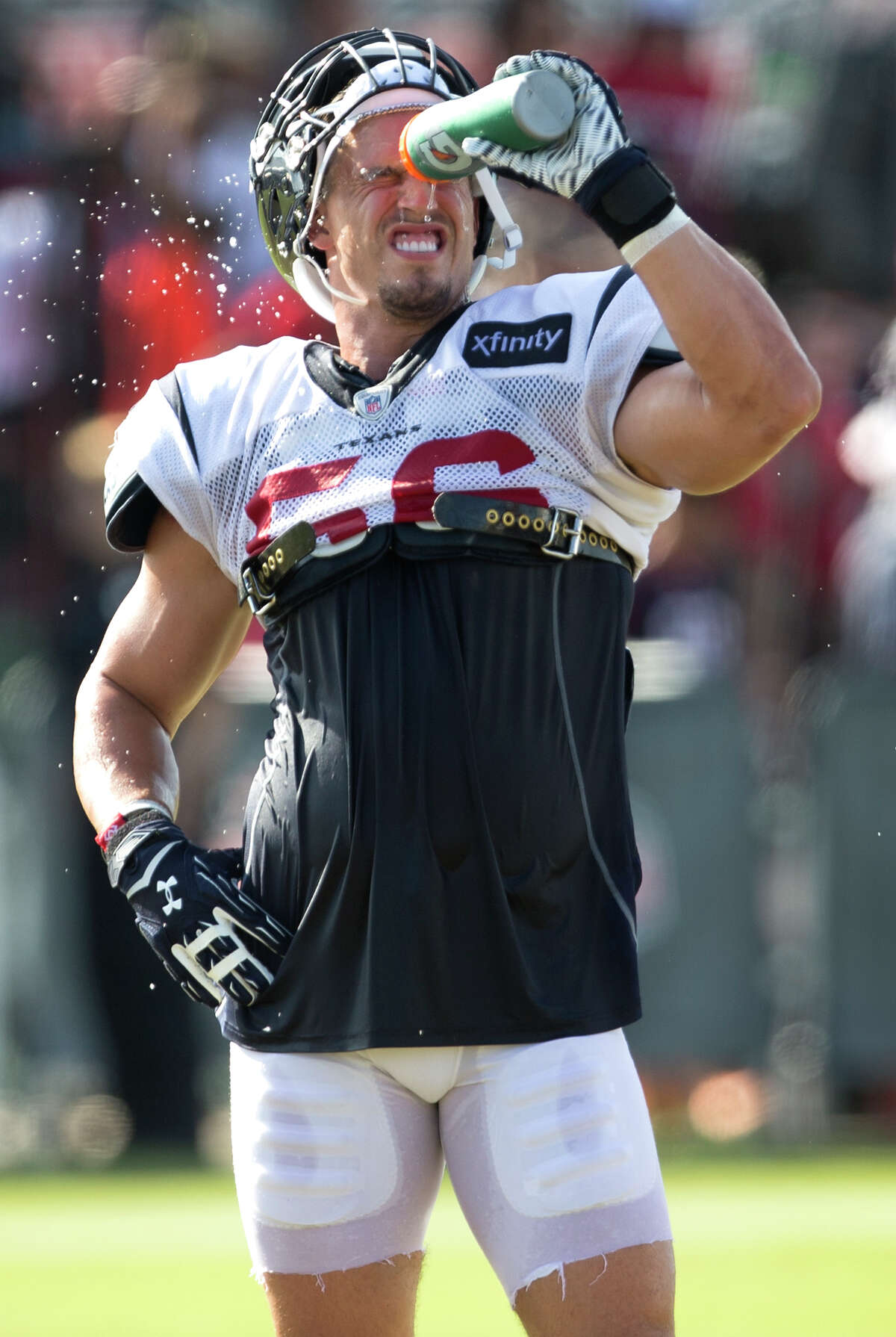 Texans Linebacker Brian Cushing Returns To Practice