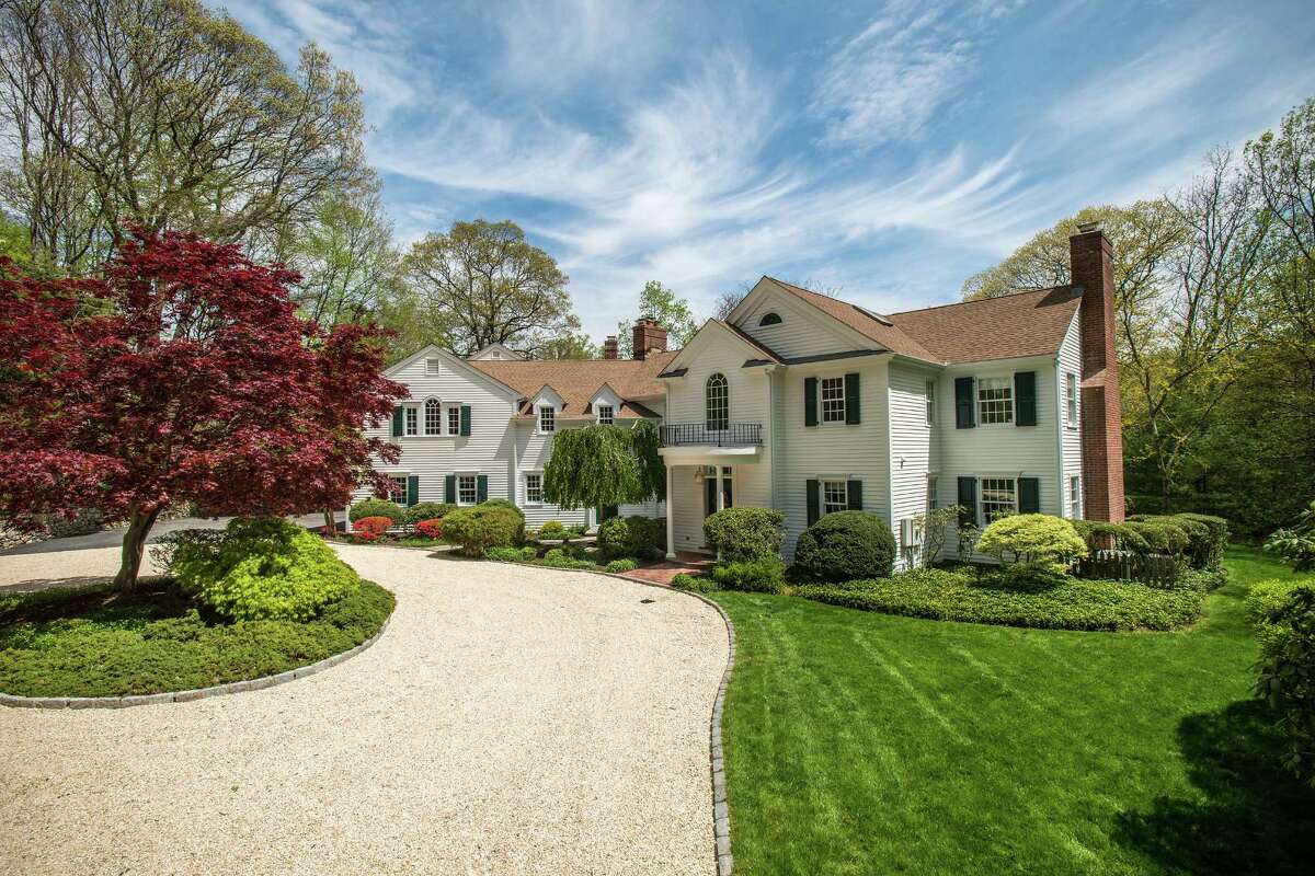 ON THE MARKET Massive New Canaan house hits the market