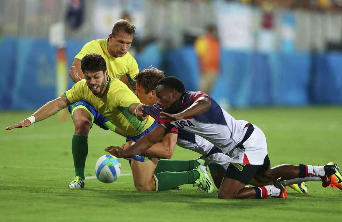 Brazil and the United States engage in the usual rough-and-tumble rugby action that was a bit too rough for the Brazilians, who lost 26-0.