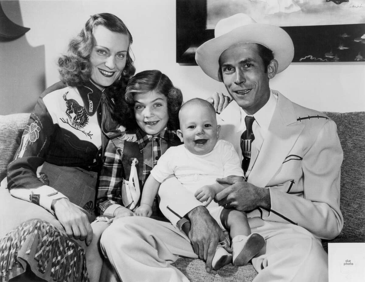 Hank Williams Jr. through the years The Williams family in 1949, from left to right: Audrey Williams, Lycretia Williams, Hank Williams Jr. and Hank Williams Sr. pose for a portrait in Nashville, Tennessee. (Photo by Michael Ochs Archives/Getty Images)