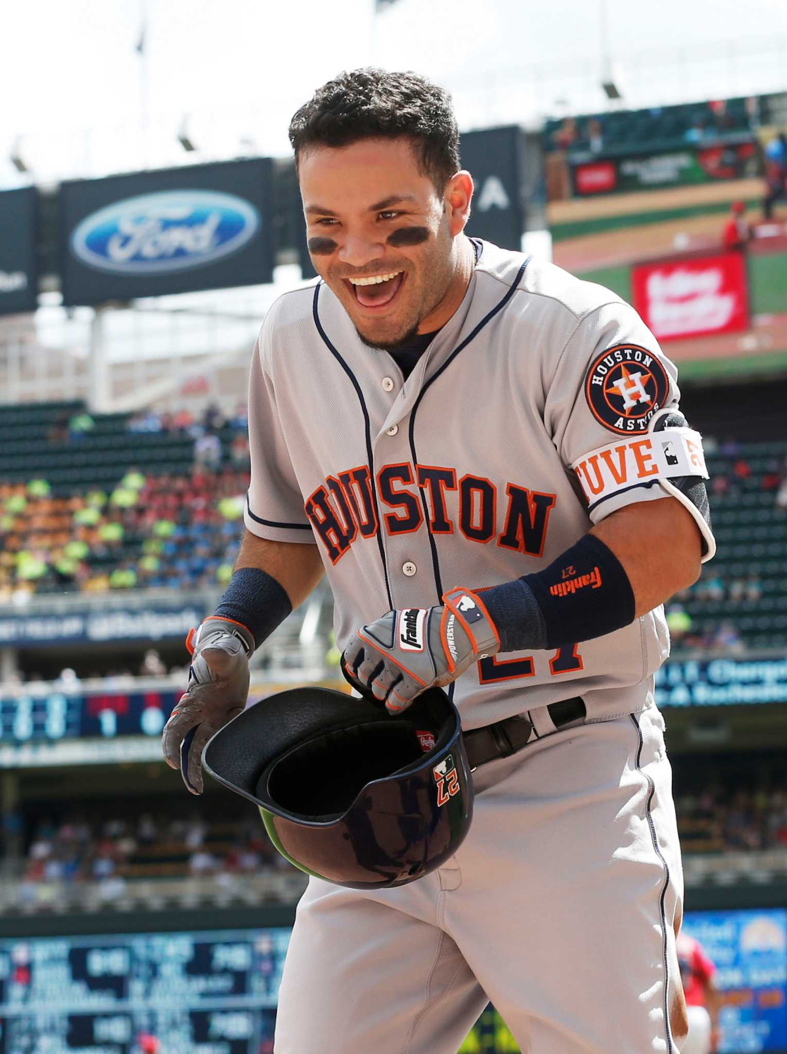 The Astros' Jose Altuve Reaches New Heights of Hitting - WSJ