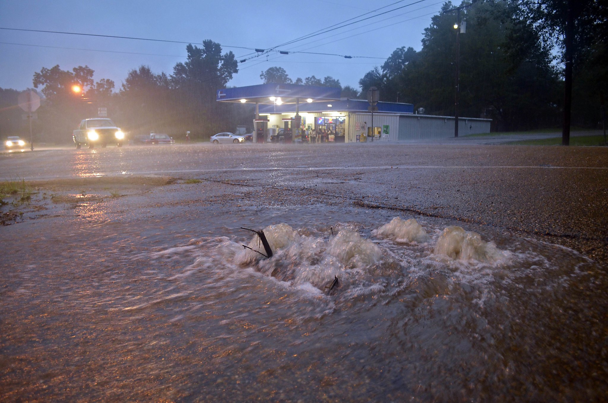 Emergency declared over flooding in Louisiana