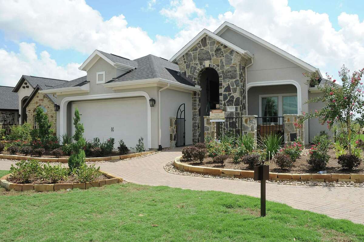 Builders love 'neoeclectic architecture.' I hate it.