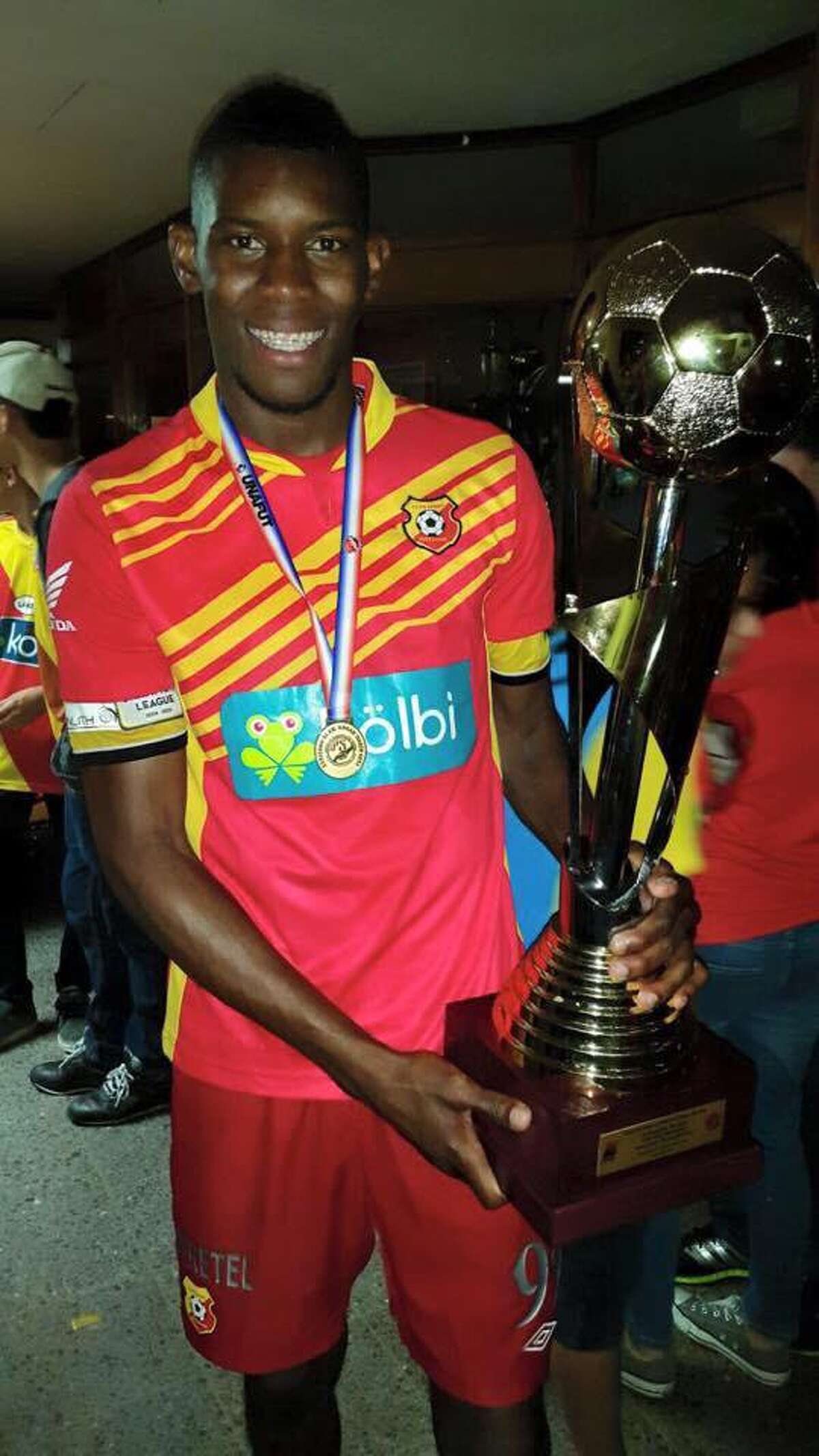 Dynamo's Keyner Brown motivated by more than dream of playing in MLS