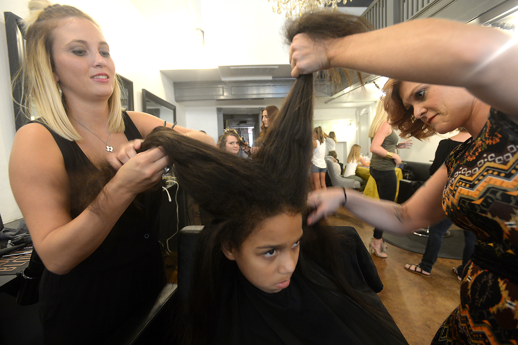 Ubi Caritas holds third annual Blow Dry Bar fundraiser