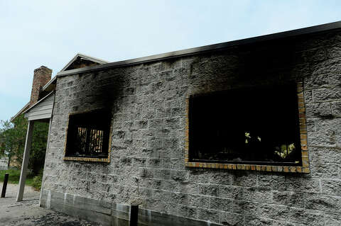 1 Firefighter Battles Morning Blaze At Catfish Cabin Before Help