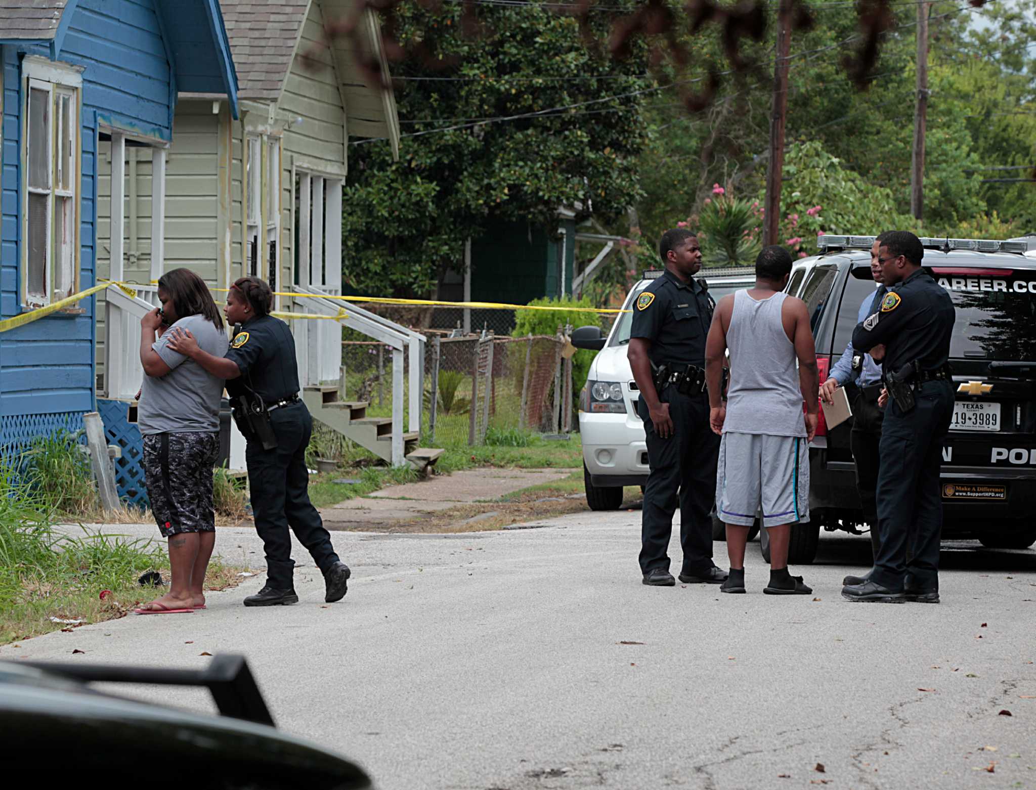 Authorities seek answers in drowning of 2 children in Houston