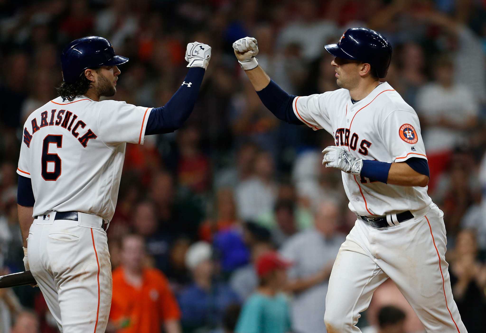 The Mystery of Jose Altuve's Terrible 2020 Season – Max's Sporting Studio