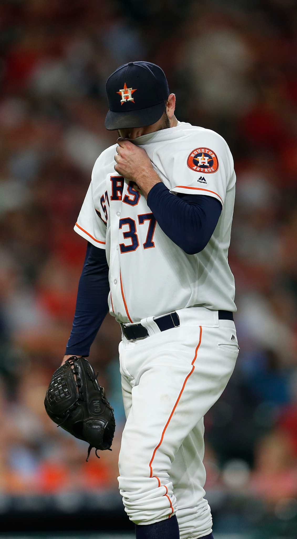 The Mystery of Jose Altuve's Terrible 2020 Season – Max's Sporting Studio